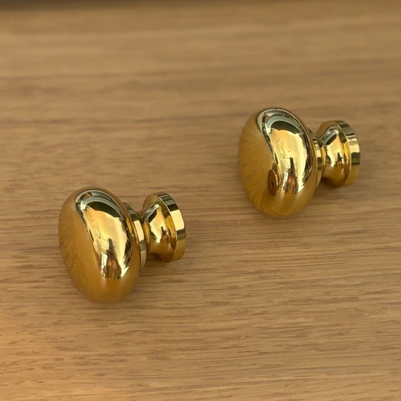 Set of 2 cabinet door knobs Solid brass. New - Picture 4 of 9